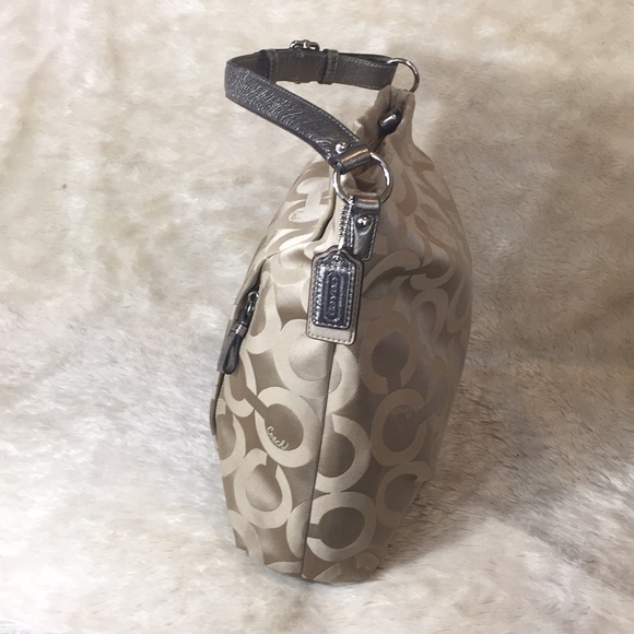 ⬇️Coach Madison Op Art Isabella Satchel handbag - Picture 6 of 8